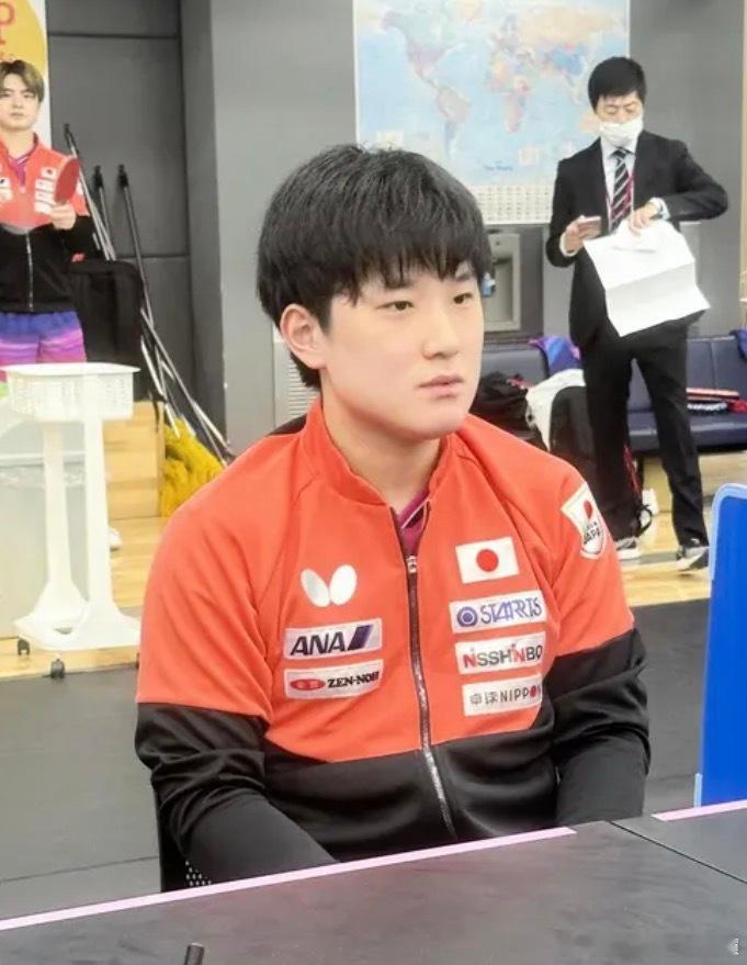 张本智和表示：“不当主力也没关系”——为冲击团体世乒赛金牌，心态发生转变，“我已