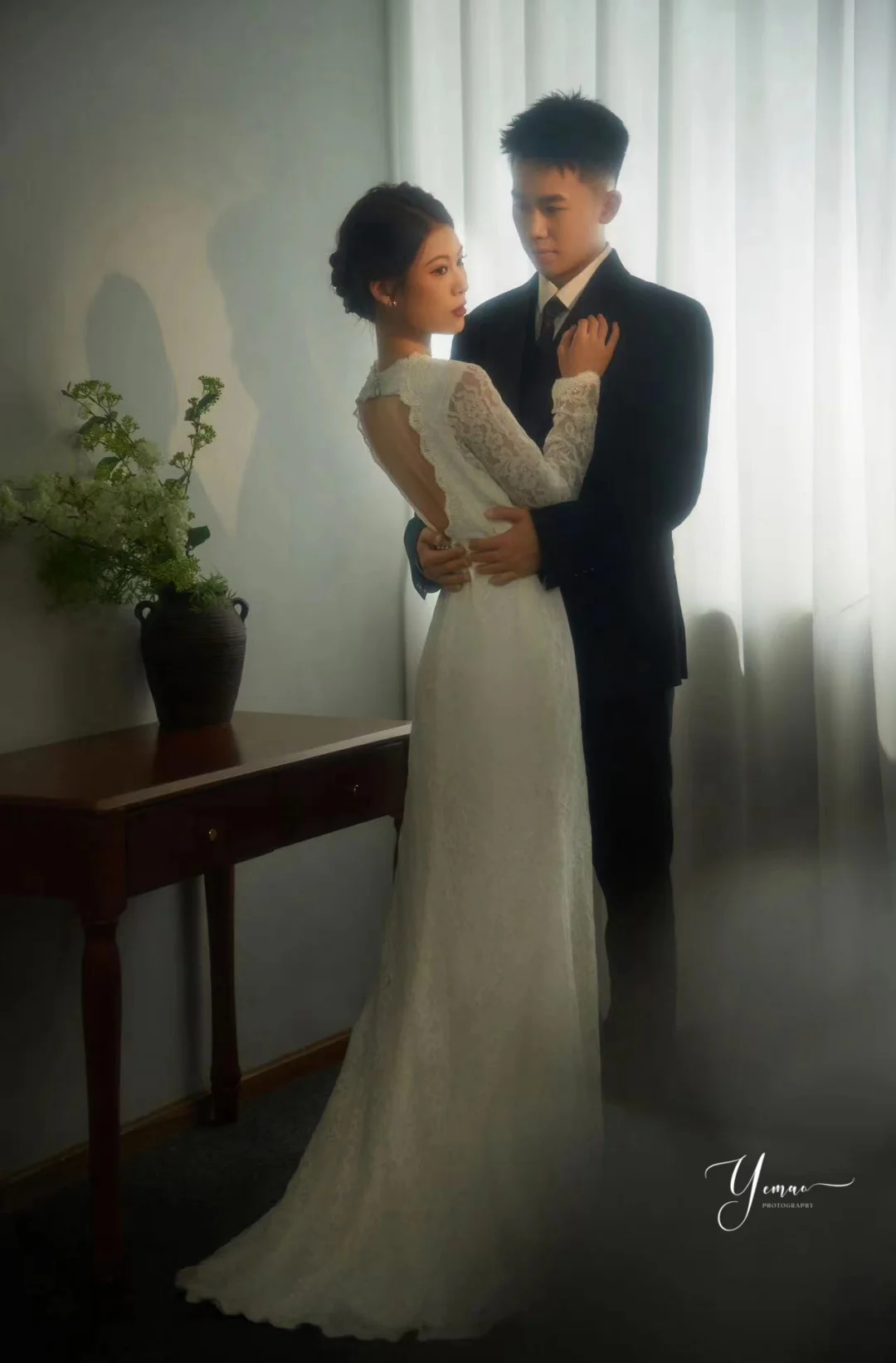 室内光影婚纱照｜武汉情侣写真推荐