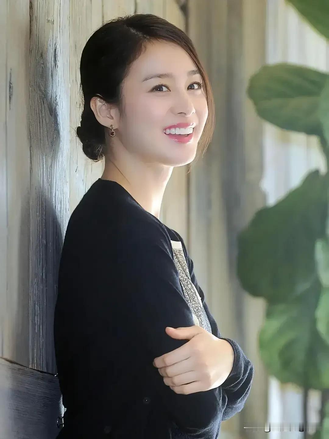 美女一笑，我心化了。