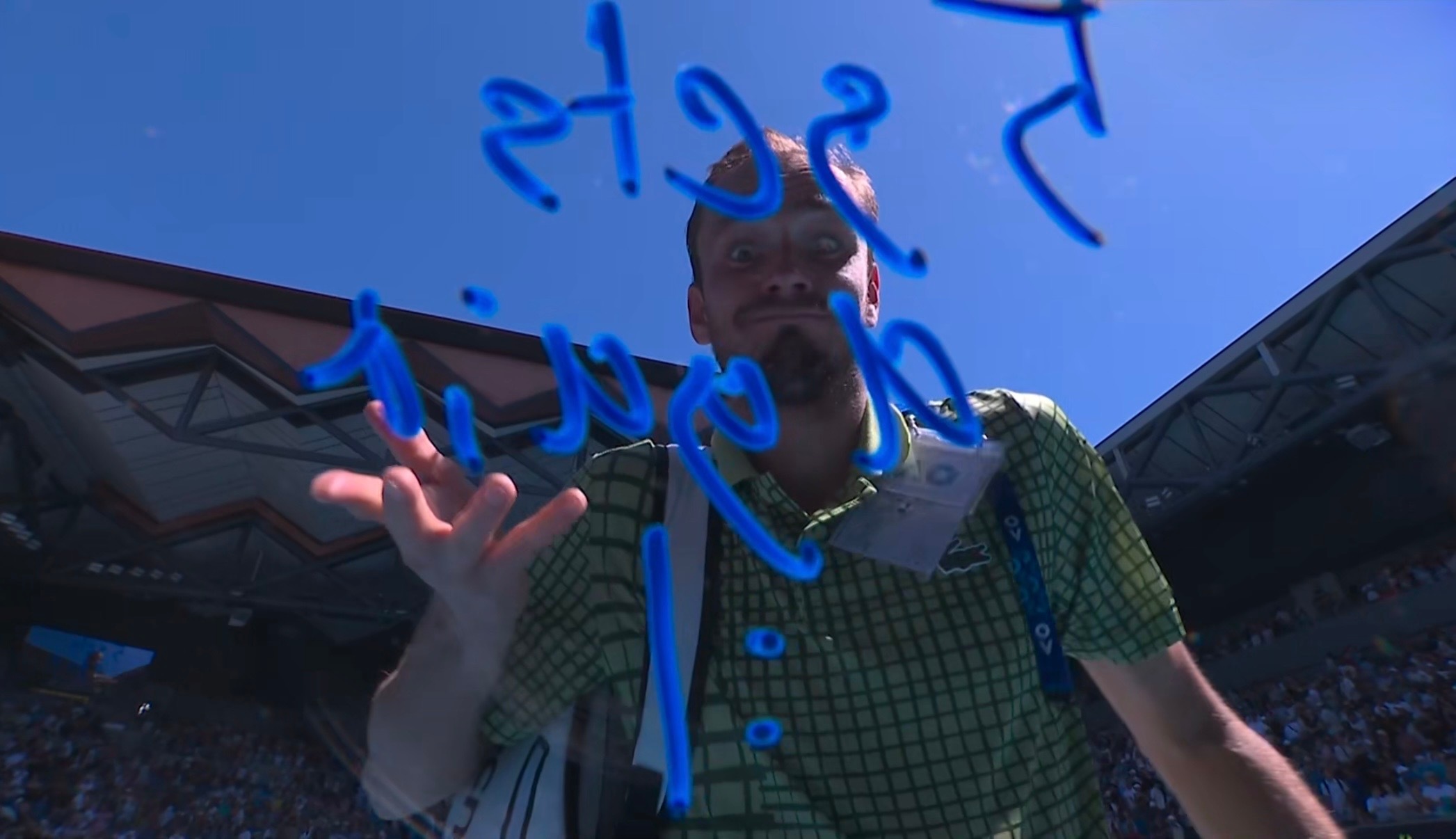 梅德韦杰夫逆转进澳网16强早上实在太困没看成，梅总让二追三会师勒纳-钱！这两天准