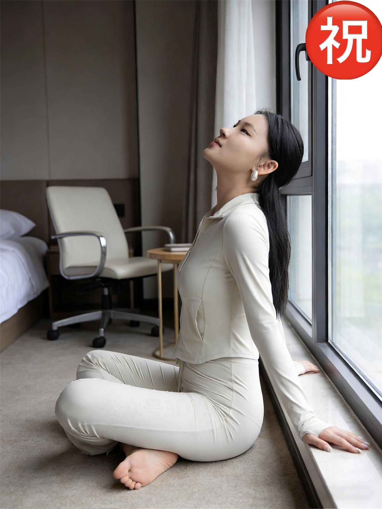 在宁静的午后，与自我对话，感受内心的平和与力量。