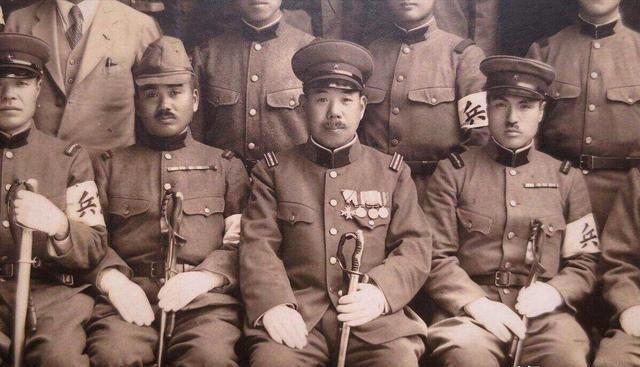 1947年12月，日本战争罪犯中野久勇，被关在上海临时监狱，一天，他假称要上厕所