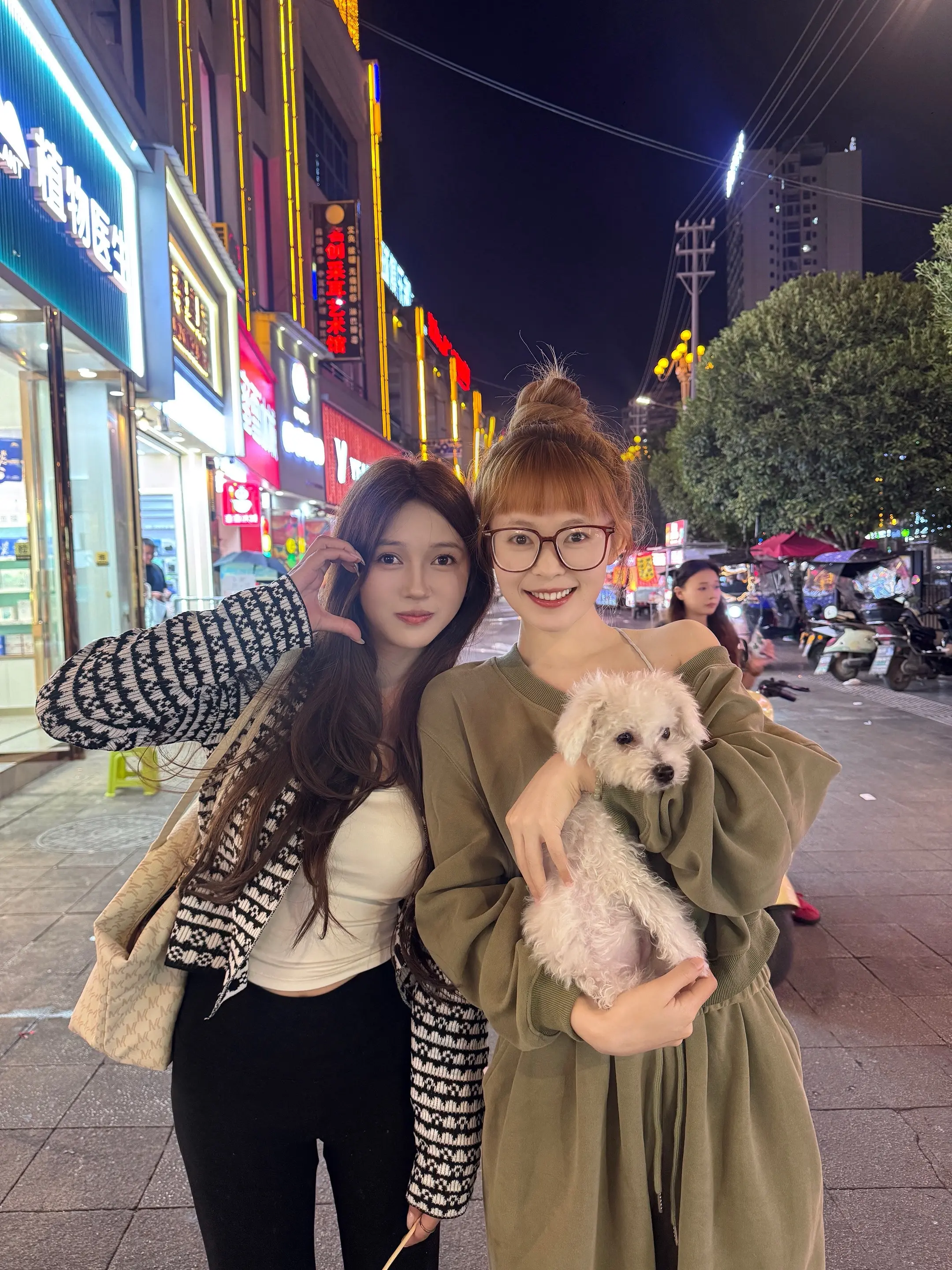 夸一下自己吧真可爱。