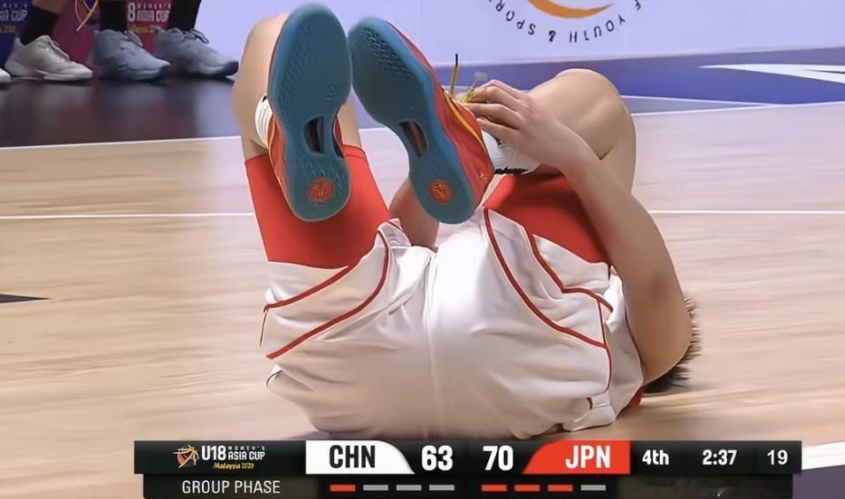 可惜，U18女篮亚洲杯小组赛中国68-73惜败日本女篮！首节，中国以20-24