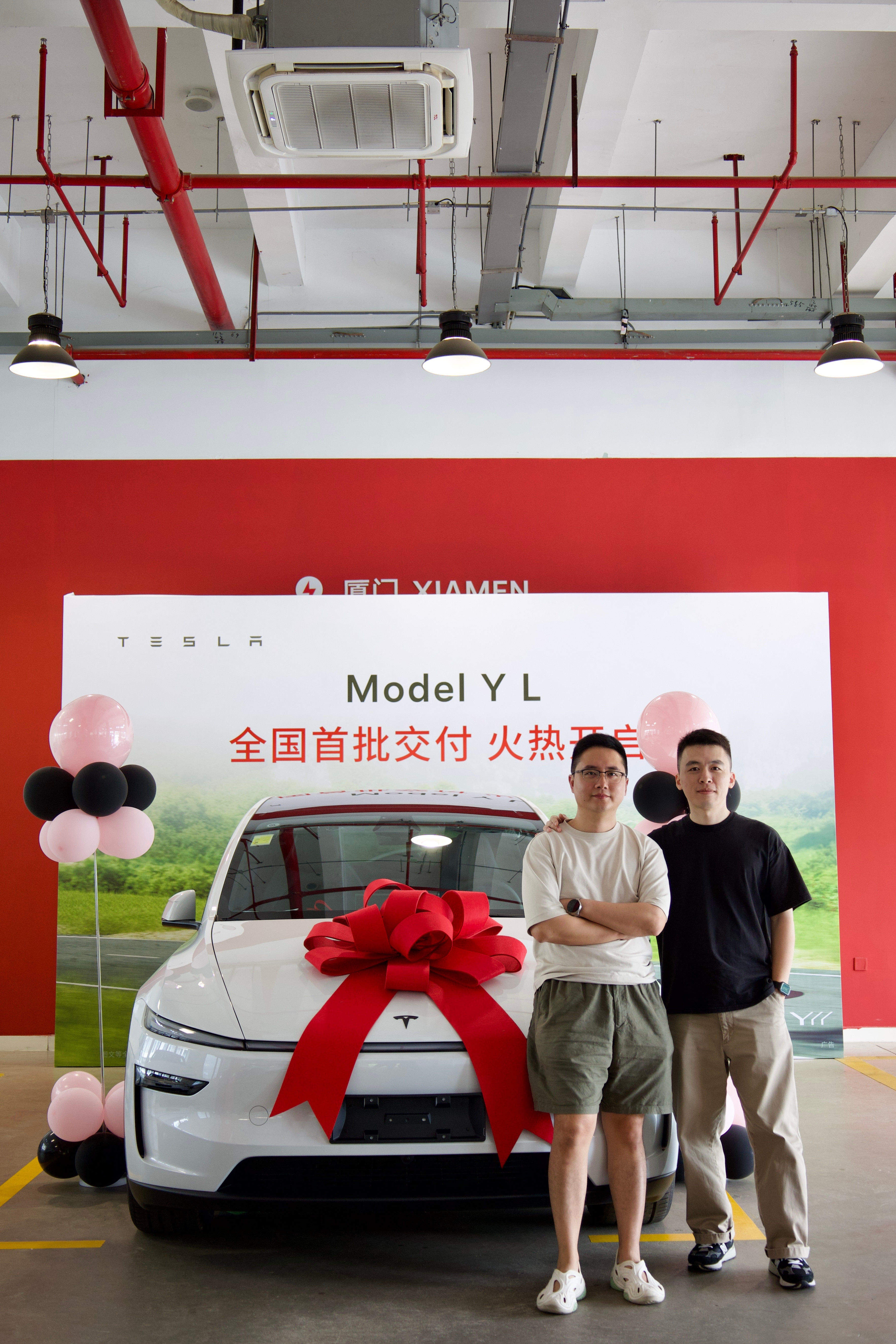 特斯拉modelyl谁买谁知道真香！！！白色太好看啦太好开啦隔音太棒啦底盘调的