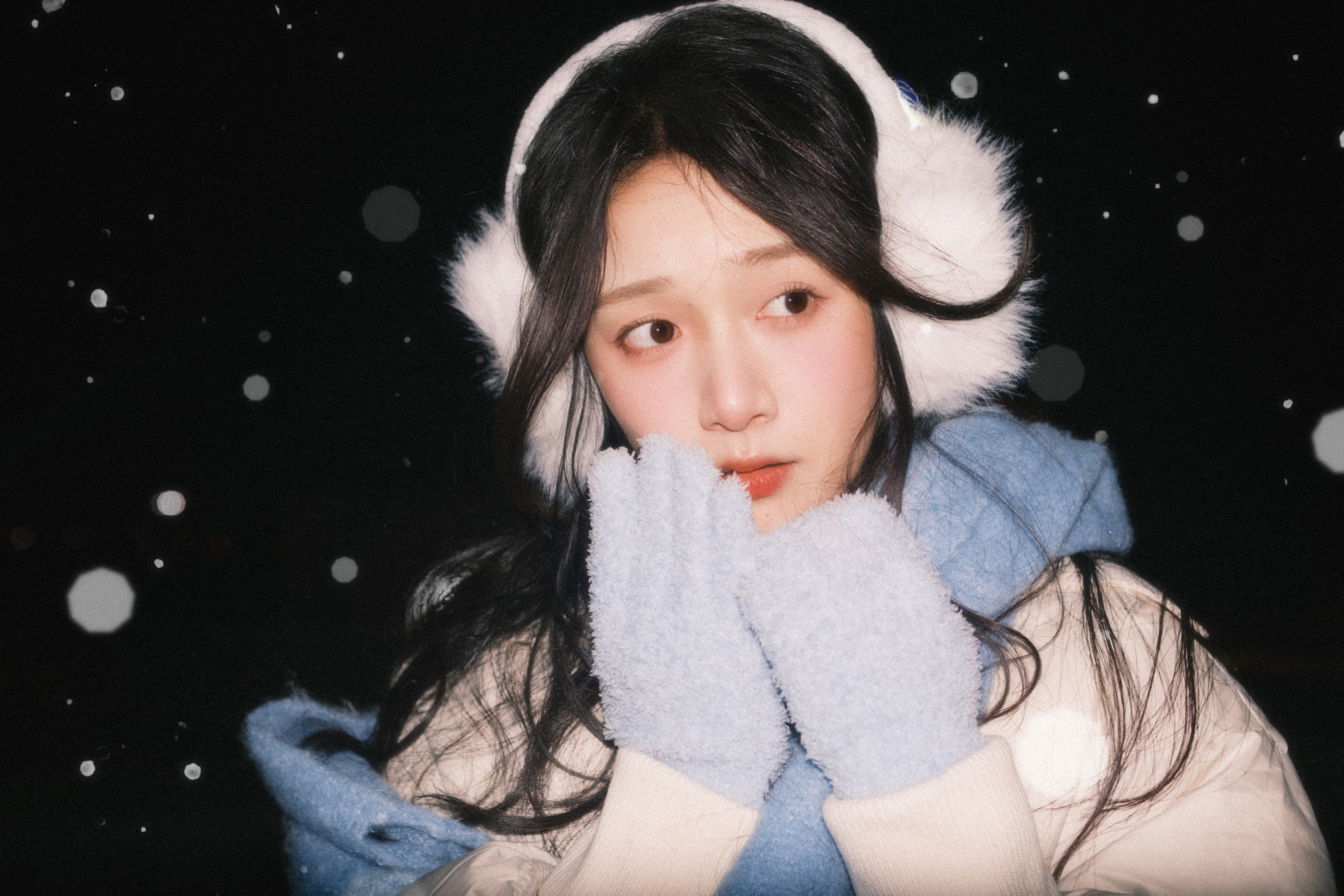 这个初雪我先拍了❄️（其实是水滴啦