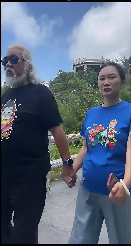 俗话说，人逢喜事精神爽，但娇妻为什么不高兴呢?