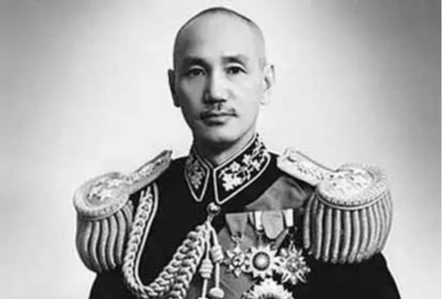 1952年，蒋介石过生日，请吴国桢吃饭，第二天还派了一个司机送他回去，谁知半路上