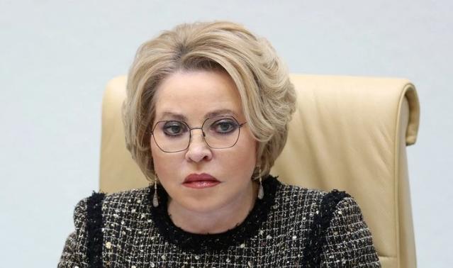 俄罗斯高层表态：不会抓捕泽连斯基，但要让他“上审判席”！关于俄罗斯会不会对泽