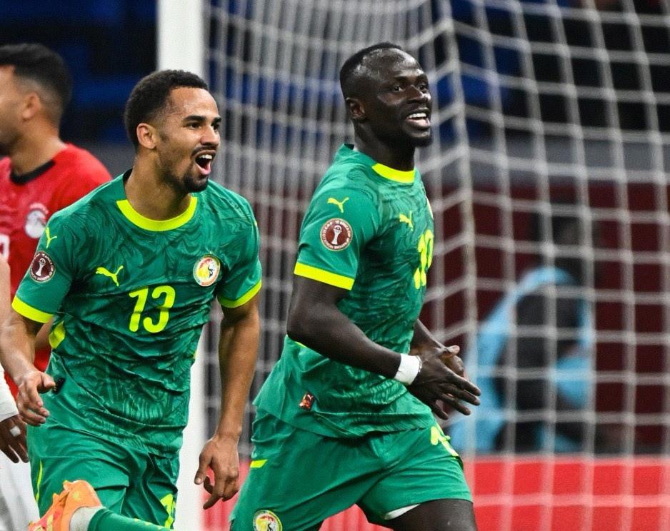 非洲杯半决赛的一场较量中塞内加尔1-0力克埃及，率先杀入决赛！马内贴地斩打入全场