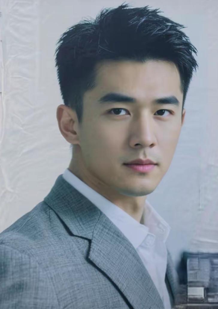 半夜里就开始降温了,早上起来一看温度今天的最低温度14度,最高温度22度,出门不