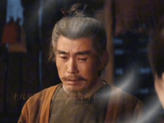 烛之龙下线长安二十四计一直吐槽贴膜人的心机，可看到他下线还是忍不住泪目。为母国