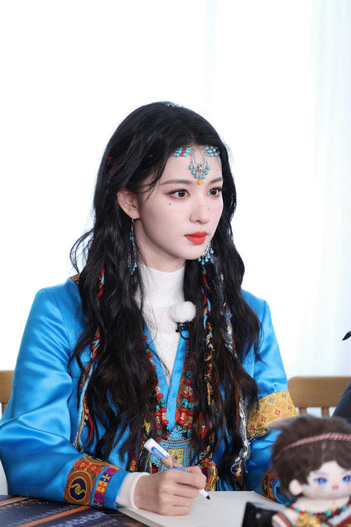 都这样了还要污蔑和狡辩，跪求导演让王楚然常驻吧，真的太好笑了，被