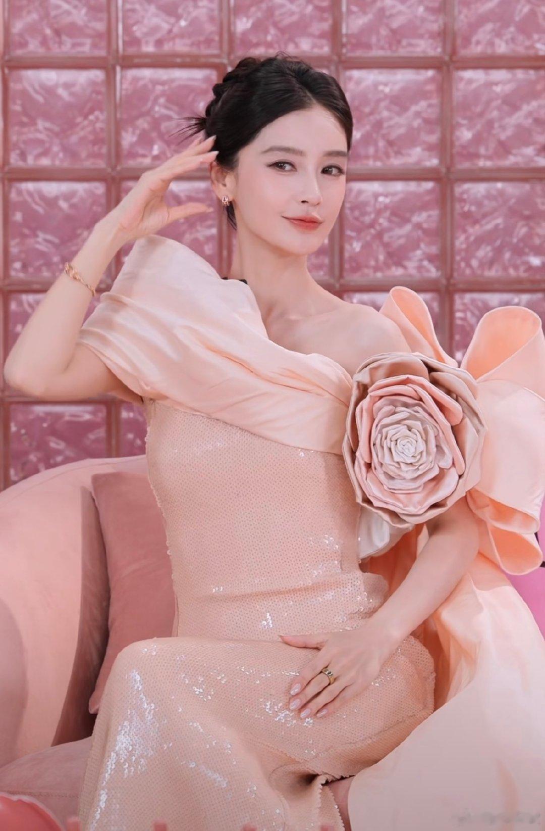 baby真的是太美了，完全女神啊啊啊啊啊#angelababy##angelababy##angel