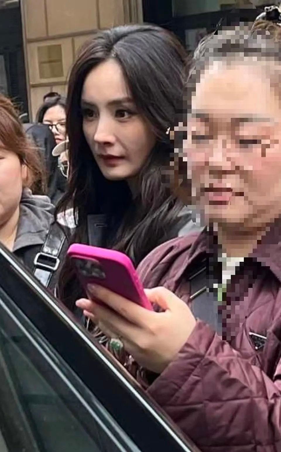 杨幂现在身上有一种疲惫感