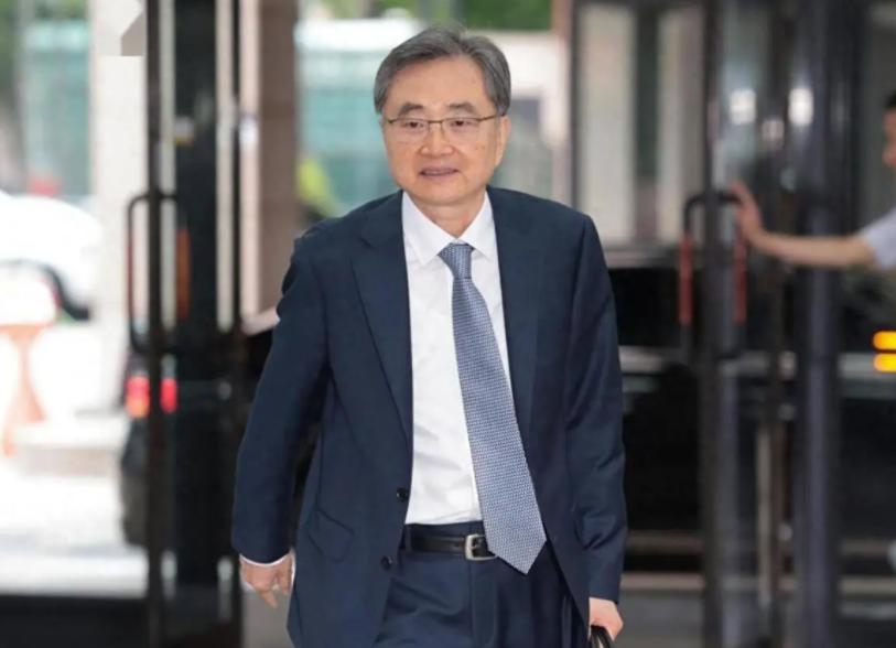 韩国在中方至今还没有官宣的背景下，外长赵显单方面宣布：中方将参加定于本月31日，