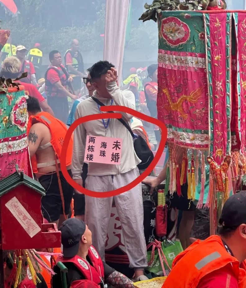 猎德房东斥巨资打造了三条船，翻了两条猎德翻船这波房东都很气然而唯独猎德村这个