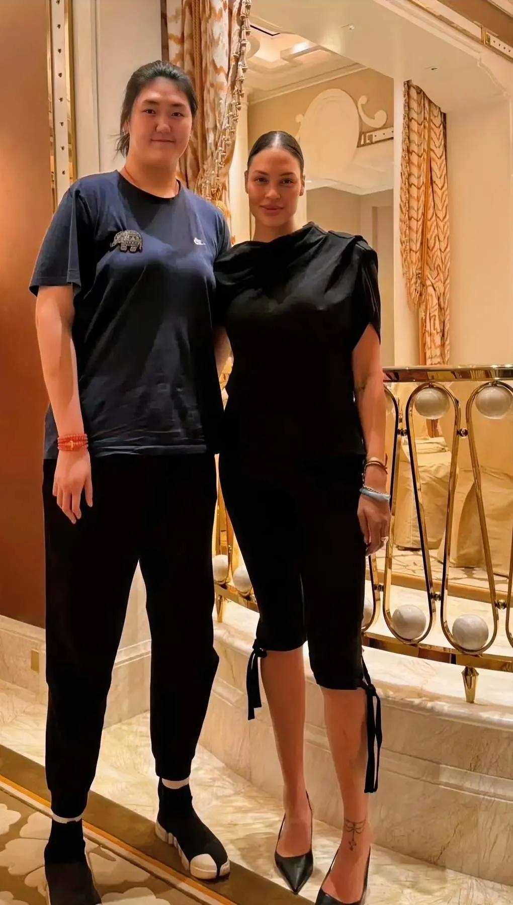 WCBA山东战四川，张子宇全场比赛就2分04秒的上场时间。这次输球应该和张子宇