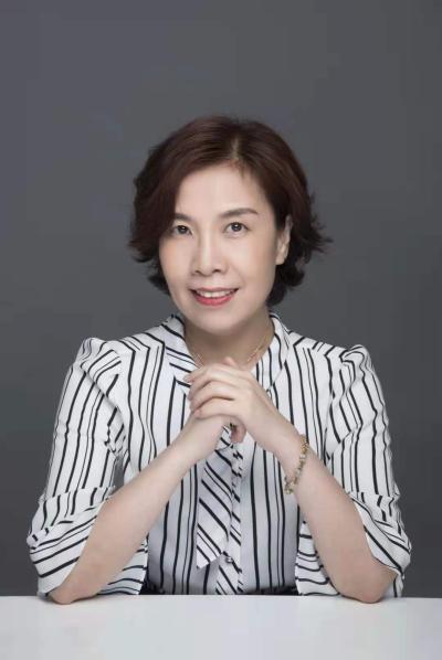 湘雅医院谷文萍，目前已经停诊！在她的挂号系统显示“停诊”。她今年58岁，还没有