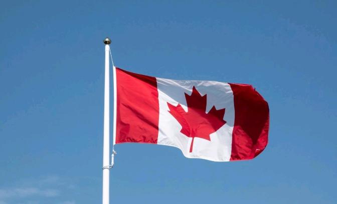 加拿大总理卡尼出来表态了！对于美国的侵略行为，加拿大就当没有看见！1月3日