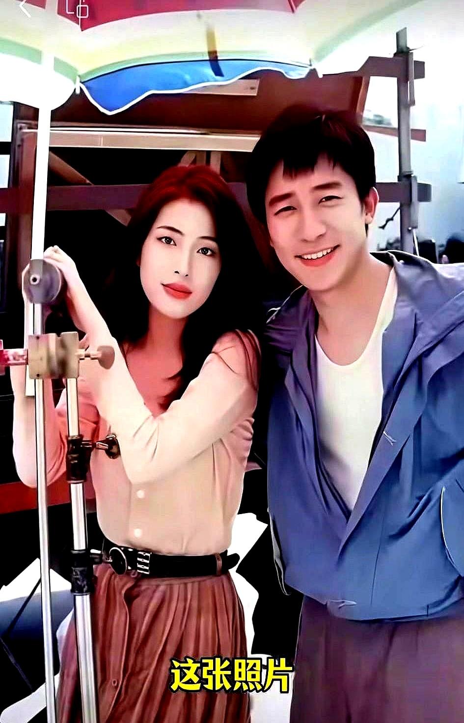 一张1993年的老照片今天在微博冲上热搜。大家看到这张没磨皮的脸，就掉头