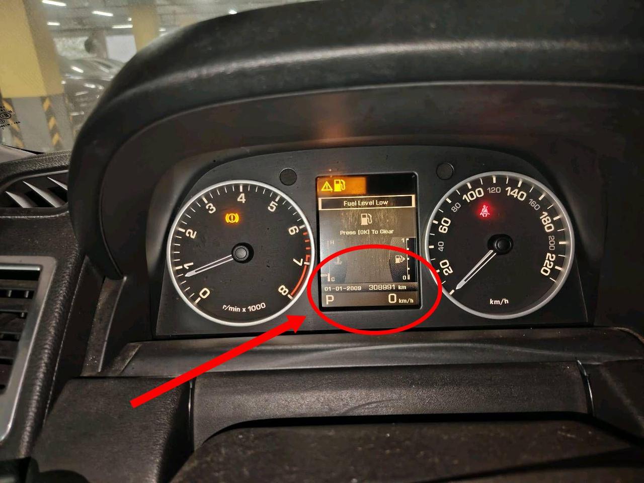 验车——跑了30万公里的路虎揽运！基础信息：2010款5.0V8HSE，表