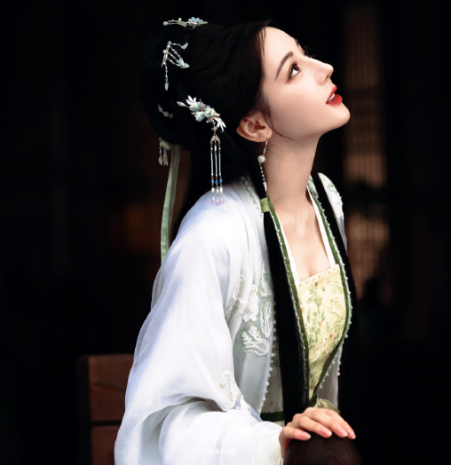 这是人类能拥有的美貌吗？