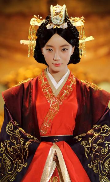 很多人以为卫子夫靠的是美貌，但翻开史书会发现一个颠覆认知的事实：卫子夫入宫后整整