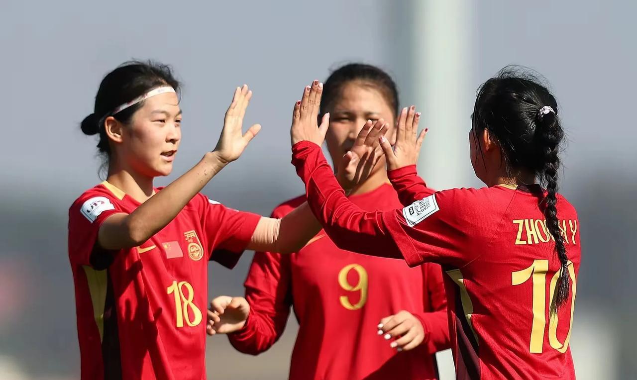 中国U17女足淘汰巴西女足进8强大家也不要意外,这支女足能创造历史进16强就证明