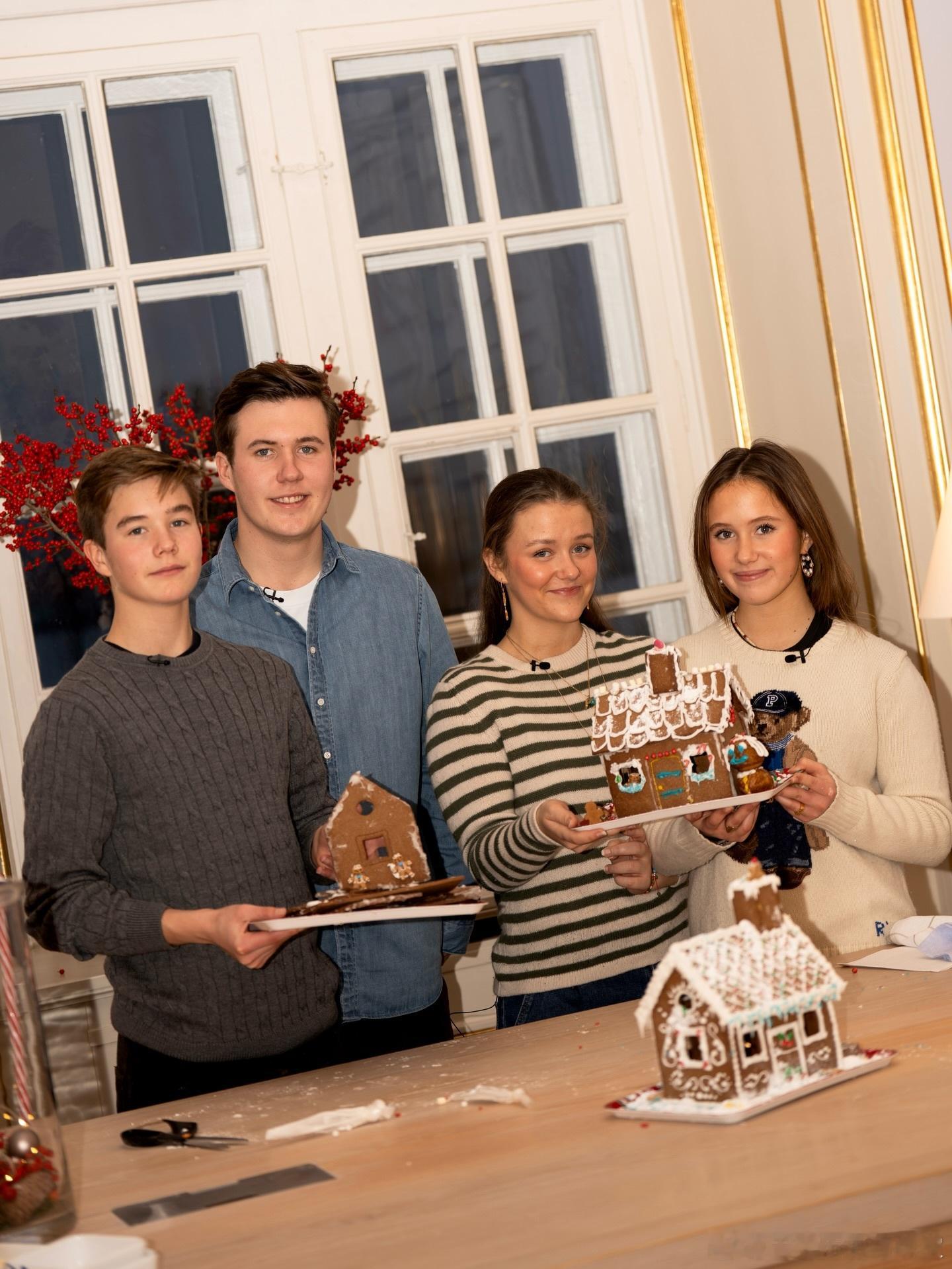 新闻2025.12.10丹麦王室分享丹麦国王夫妇的子女们共同制作圣诞姜饼的照