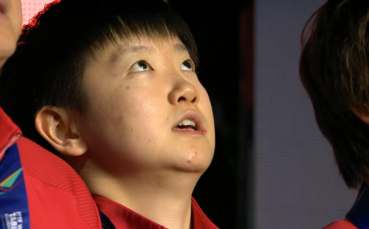 当五星红旗冉冉升起的时候，就觉得这次世乒赛，我们所有的付出，所有的拼搏都值