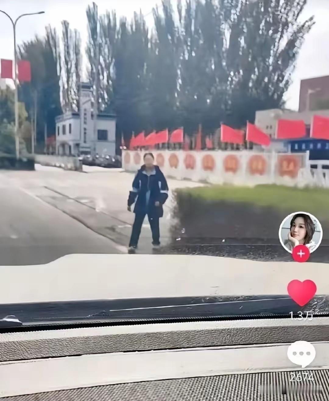 新疆高一女生火了,起因竟是想回家睡两小时觉,这背后扎心了哎呀，这个亦又兴