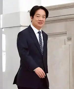 如果赖清德带着团队来北京谈中国统一的大事，台湾人就不需要对美日卑躬屈膝了。 