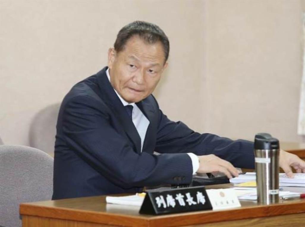 联合早报今天（5月27日）报道：“台湾前‘国安局长’李翔宙说，若美国不再将协防台