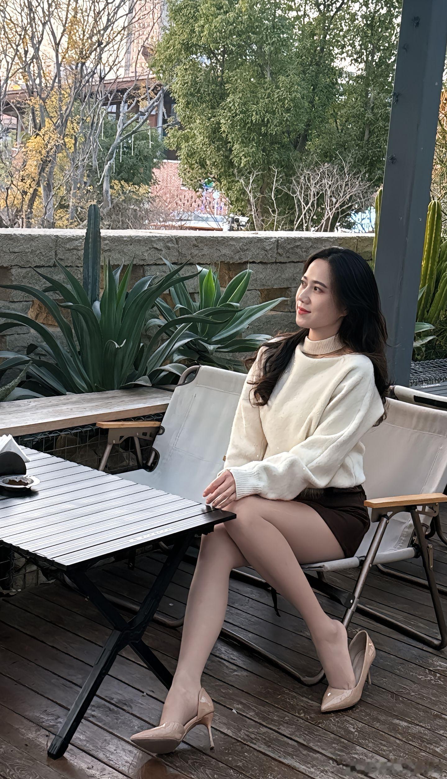 轻熟女神范儿姐姐的下午茶颜控正义日记的红包美女