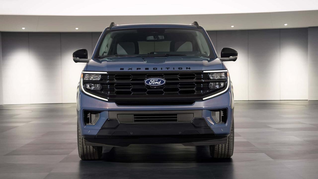 为庆祝福特探险者（Expedition）自1996年问世以来的30周年里程碑（累