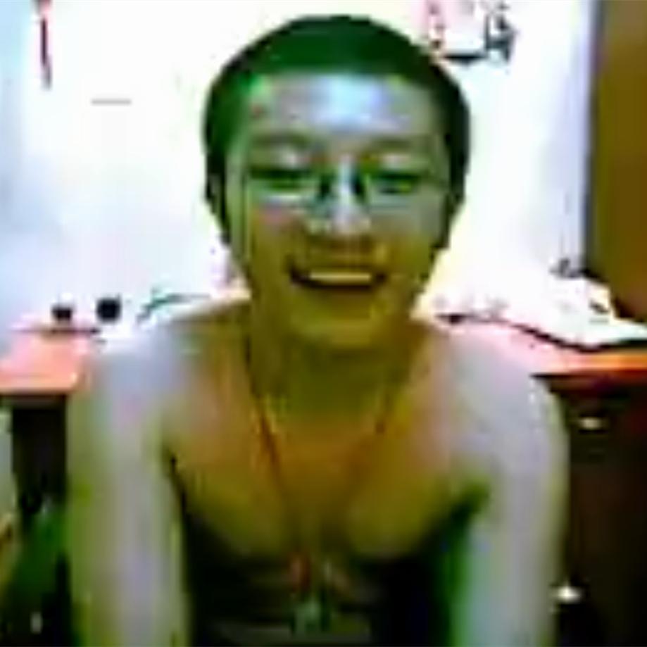 曹鹤阳虽然不是云字科，但也是德云社老资格！在“DYun这儿聊聊”，曹鹤阳回忆和岳