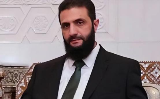 果然不出中国所料：朱拉尼派人到北京，要求中国“放他一马”。 果然不出中国所料