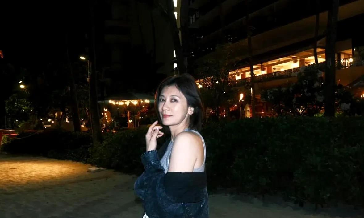 妈妈比女儿美[滑稽笑]#星二代#