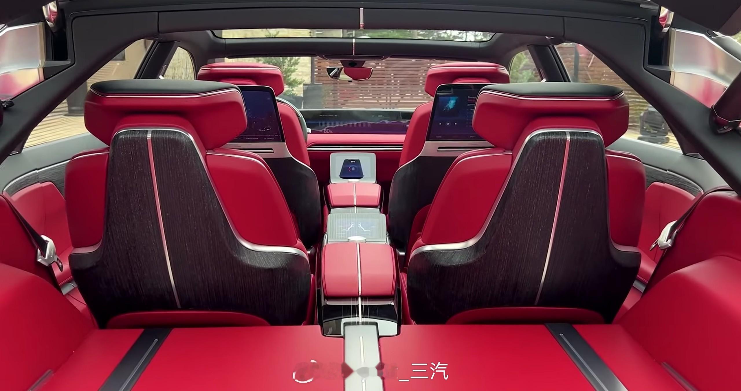 凯迪拉克Celestiq美国人对装货的执念一直延申到40万美金的Celestiq