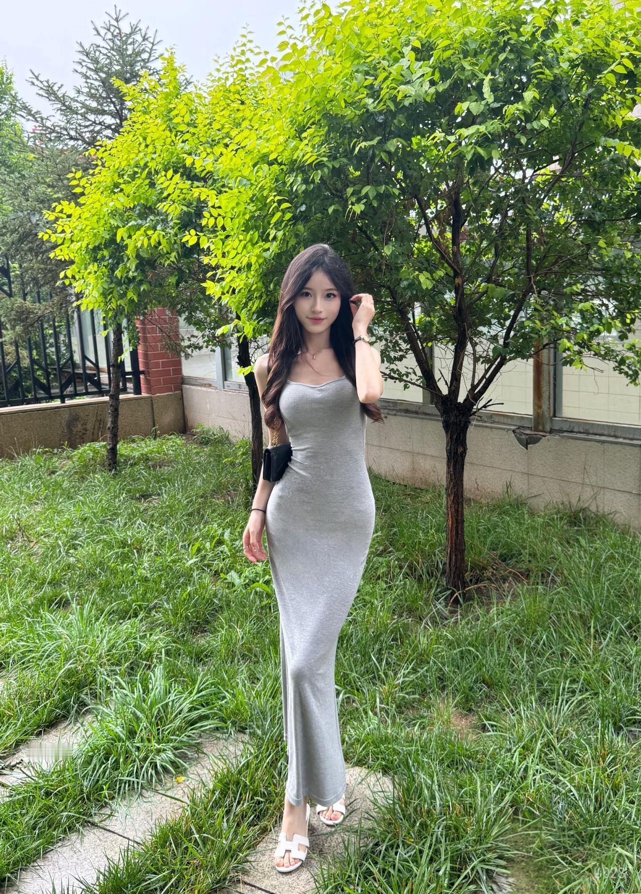 亲戚家表妹95年的姑娘，条件真的没得挑，身高175cm，工作稳定体面，性格温
