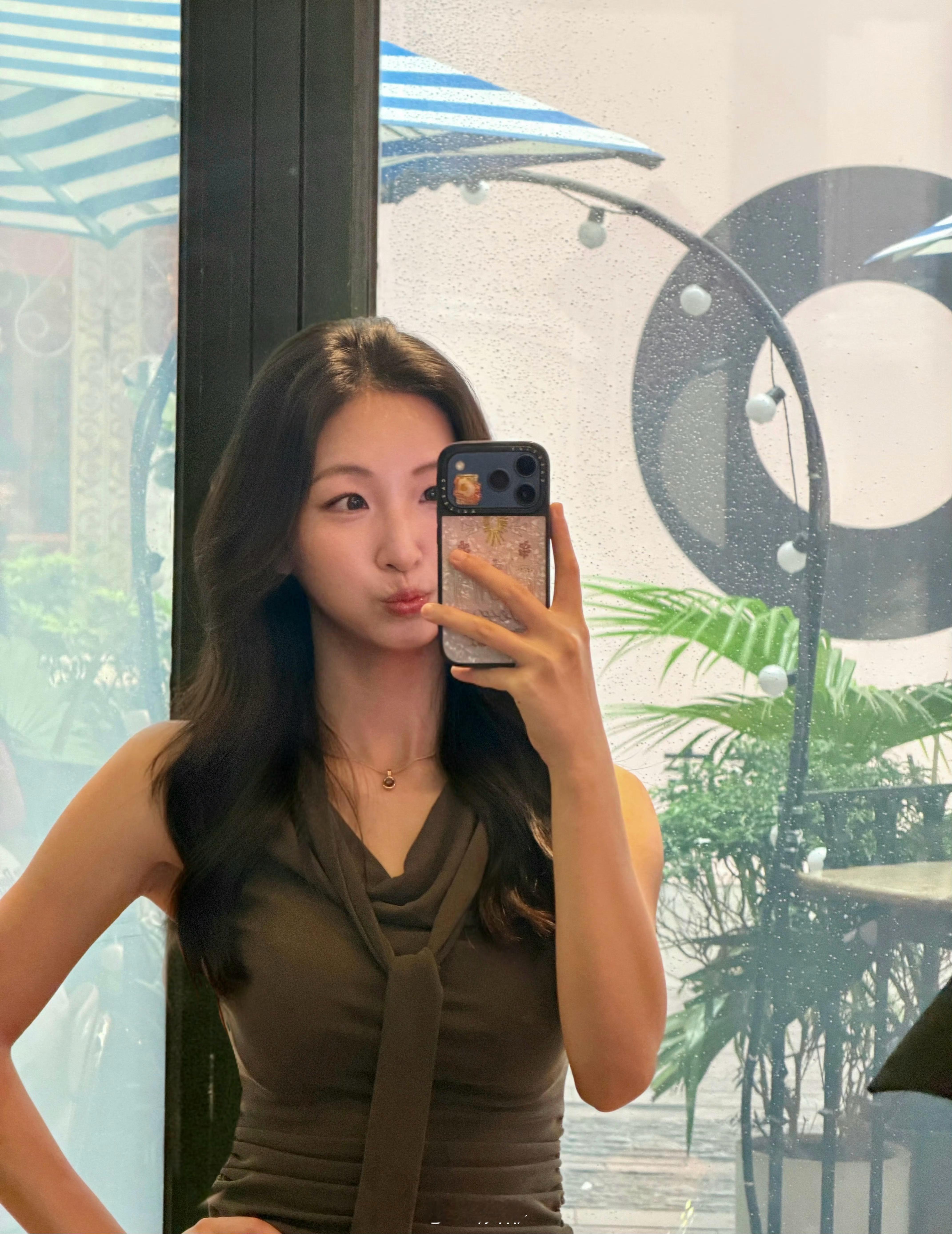 香港的富人几乎都是用iPhone戴casetify手机壳！