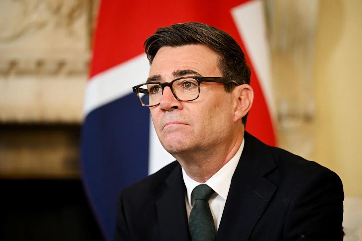 【英国同意向沙特阿拉伯提供军事支持，以对抗胡塞武装】（德新社）英国首相安迪·伯纳