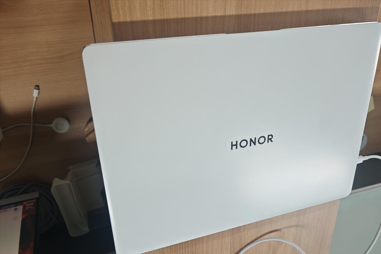 存储涨价不用慌，用我的办法，轻松省下几千块，最近存储涨的太离谱了，32GB笔记本