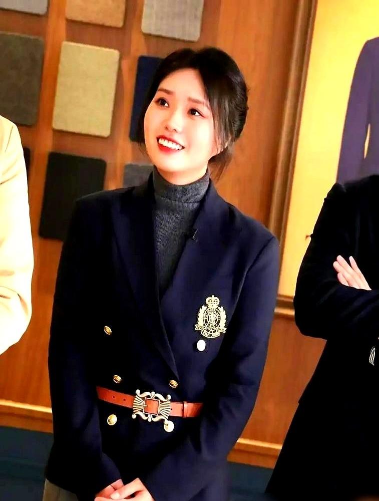 剧本上就写了俩字：唱歌。试镜央视年代剧《好好的时光》，李雪琴演一场海边失恋戏