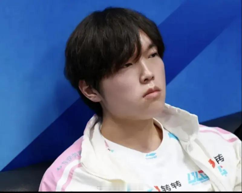 英雄联盟如果退出lpl不需要排队，明年还能剩几支俱乐部？俱乐部生态萎缩，本质是