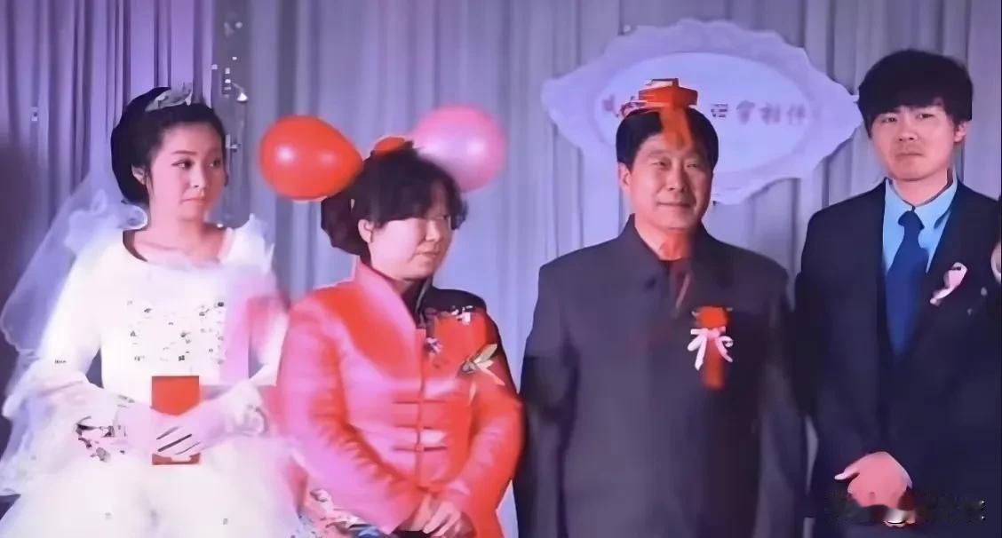 所以人性真的很可怕，因为在二八事件中，真要论郭威才是最大的受害者，因为他原本拥有
