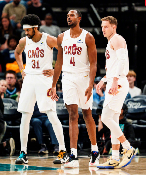 梅丽尔这状态怎么能这么差，这季后赛真的乔哈上线怎么办？现在骑士三分如此不稳定