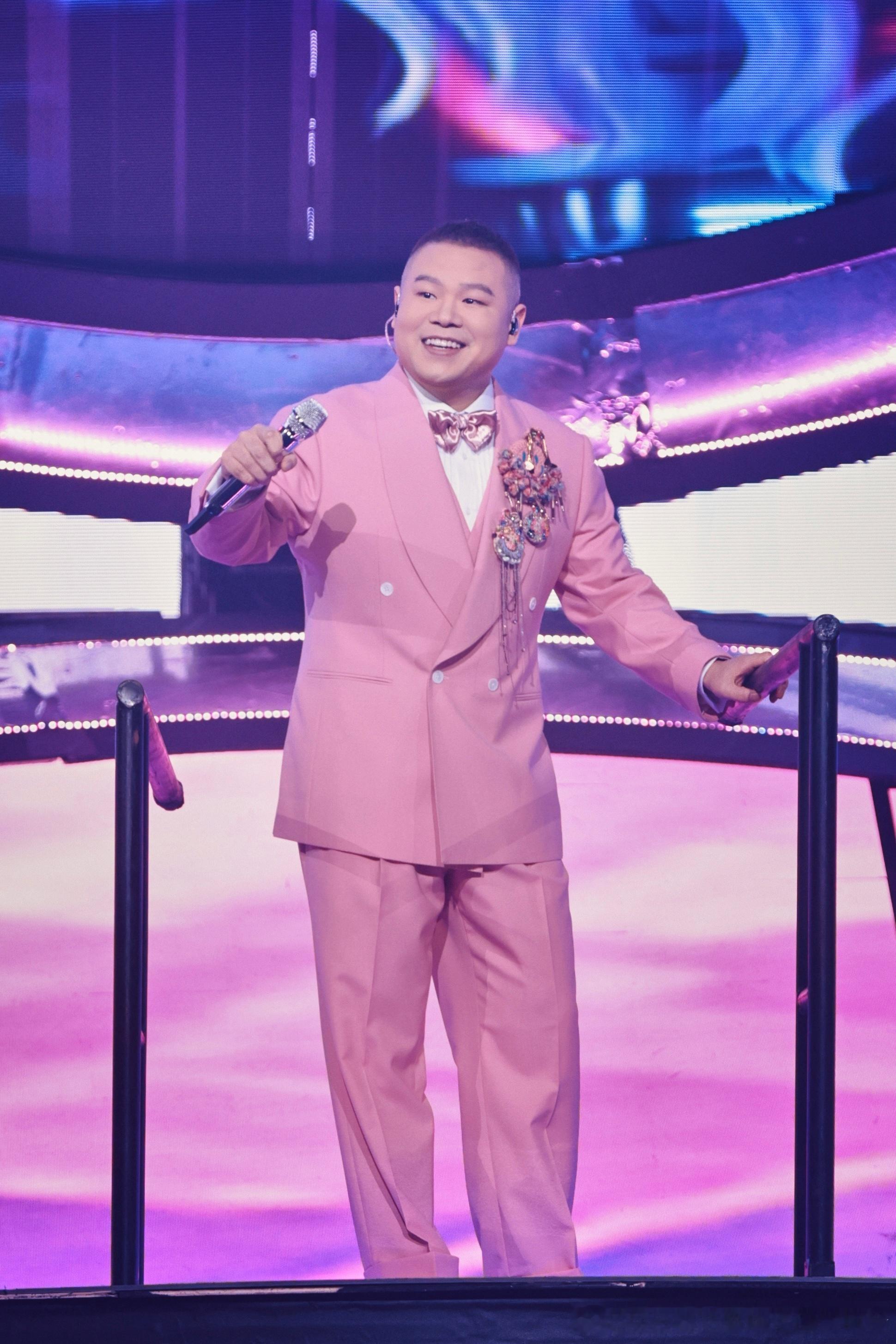 岳云鹏今年不上央视春晚，但是。。。1. 快手马年星晚：2月11日（腊月廿四）2.