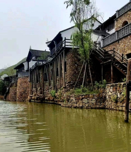 朋友谈二次婚姻：她说一婚和二婚最大的感触就是，头婚：男人说今晚咱们出去吃